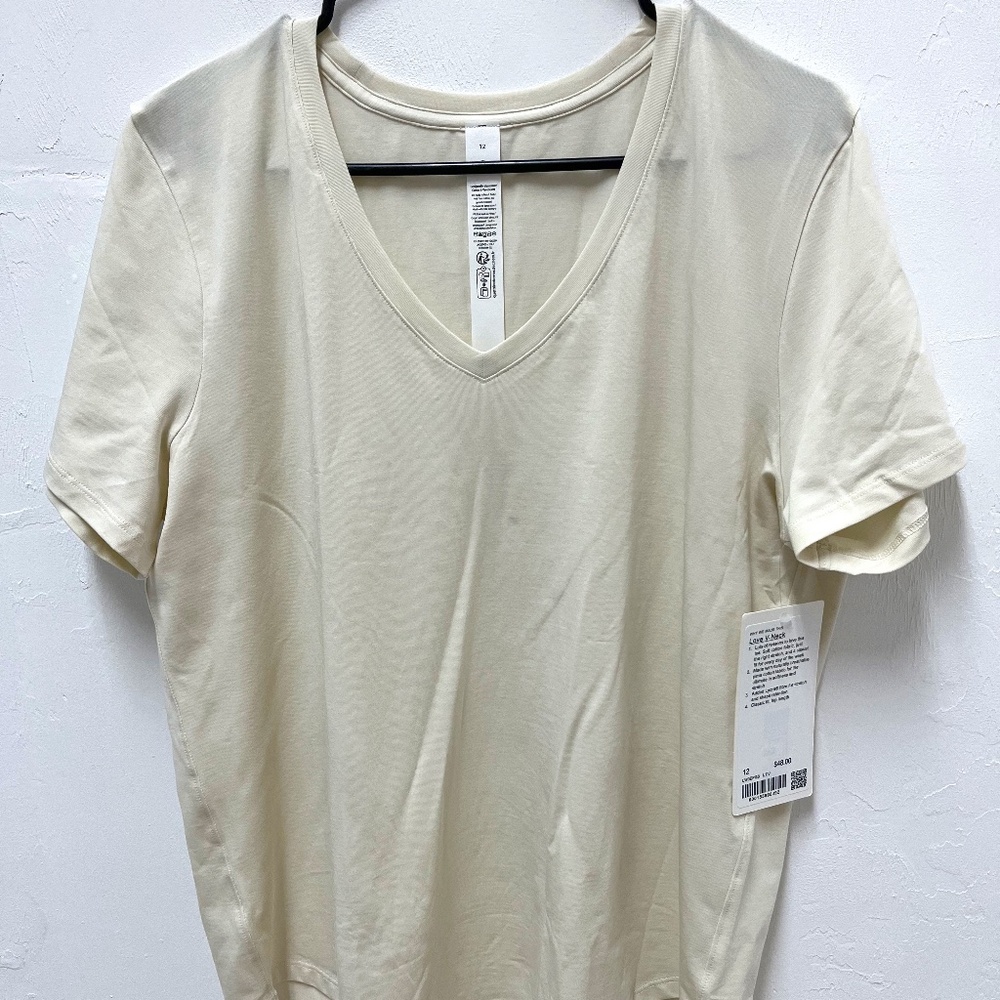 Lululemon Love V-Neck in Bone